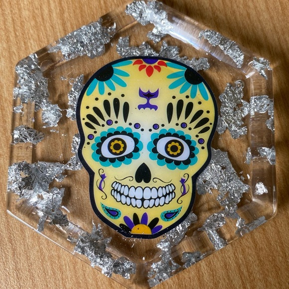 Resin Trinket Tray - Picture 2 of 2